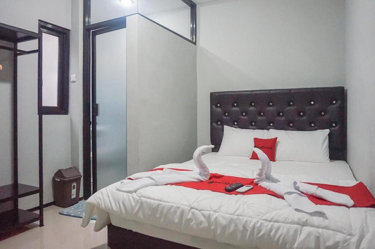 Reddoorz Plus @ Kalpataru Malang Esterno foto